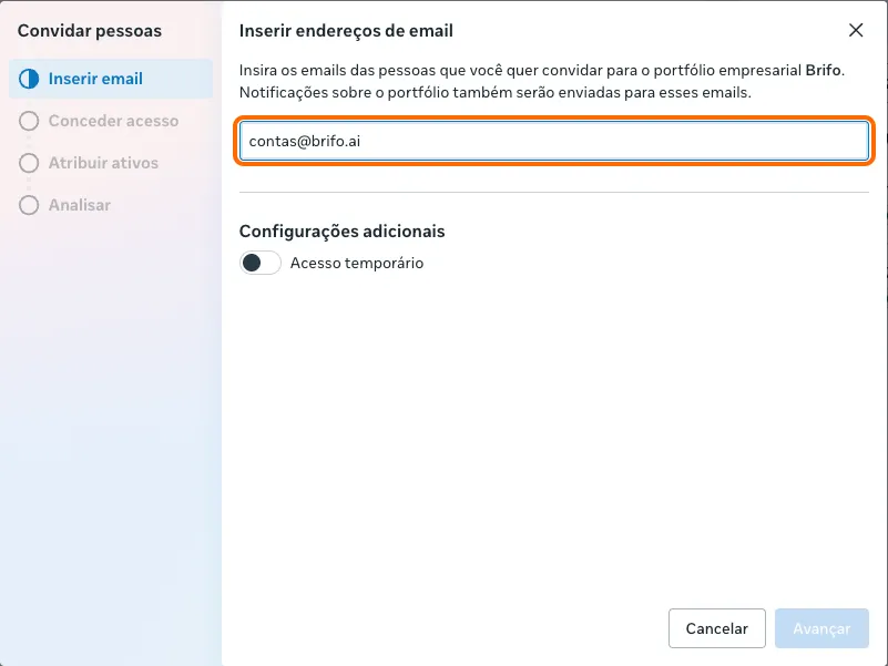 Janela Convidar pessoas, etapa Inserir email, com contas@brifo.ai preenchido